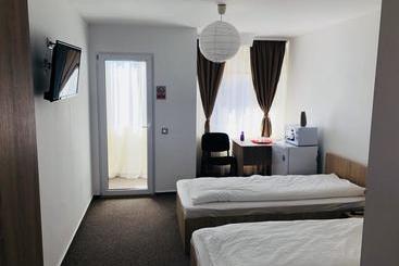 Bed and Breakfast Academia De Arhitectura