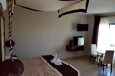 هتل Villas Valentina