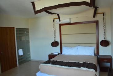 هتل Villas Valentina