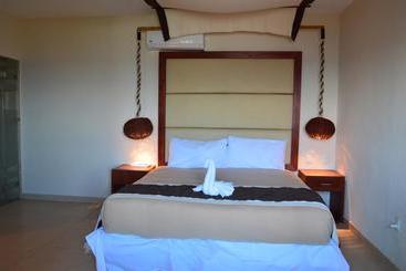 هتل Villas Valentina