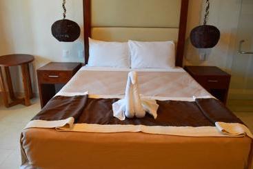 هتل Villas Valentina