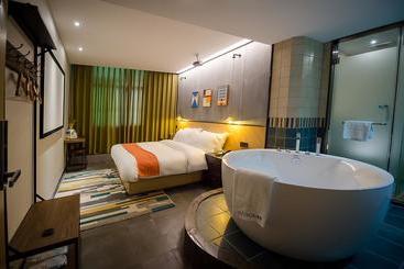 Huiyou Maison Hotel Changsha Walker Street Huangxing Plaza Metro Branch