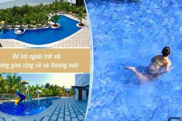 Oceanward Hotel & Resort