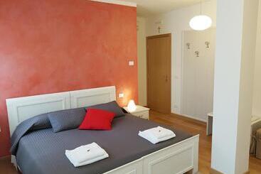 مبيت وإفطار I Personaggi