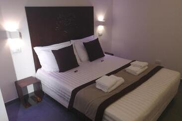 Отель Assisivm Antica Dimora Ad