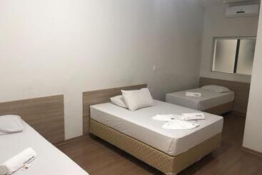 בית מלון כפרי Rota Hoteis Uberlandia