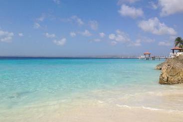 تختخواب و صبحانه Landhuis Belnem Bonaire