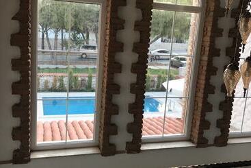 هتل Kerme Ottoman Alacati