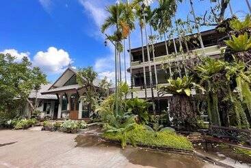 호텔 Rommai Greenpark