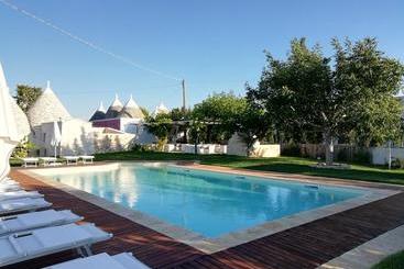 استراحتگاه Borgo D'itria