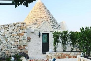 استراحتگاه Borgo D'itria