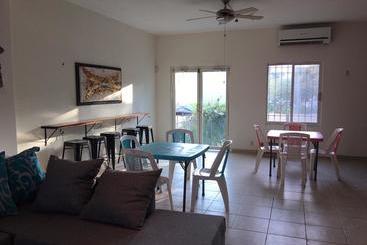 هاستل Hostal Bucerias