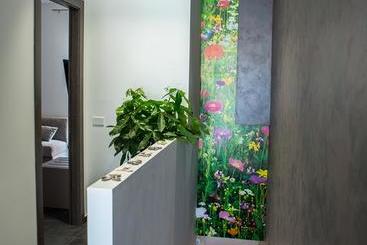 تختخواب و صبحانه Regina's Home