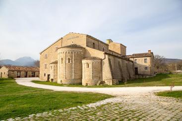 בית מלון כפרי Abbazia Di Sant Urbano  Locanda