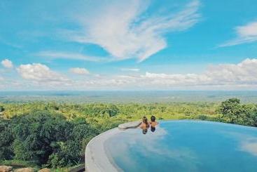 בית מלון כפרי Origins Lodge