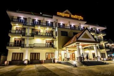 Отель Ratanakiri Boutique