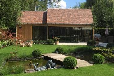 B&b Charming Escape