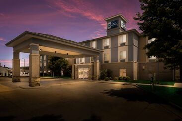 Отель Best Western Coffeyville Central Business District Inn And Suites