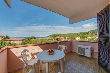 酒店 Del Golfo Dependance