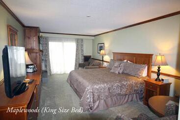 호텔 The Glen House Resort