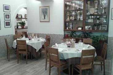 هتل La Rondine