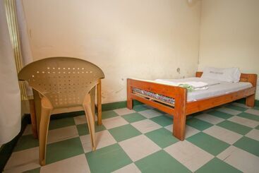 هتل Sabinyo Guest House