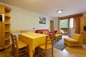 هتل Chalet Stelle Di Neve