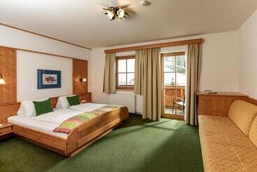 فندق Eisbacherhof