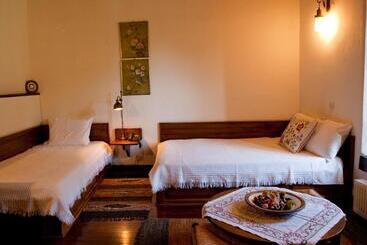 فندق Mansion Karagiannopoulou