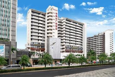 هتل Ramada Plaza By Wyndham Sanya Bay