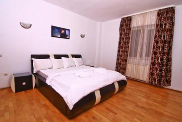 هتل Residenza Di Carbasinni