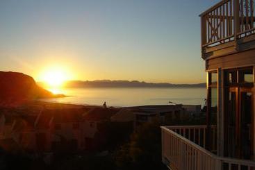 هتل Tranquility Guest House