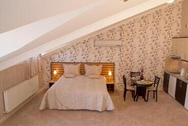 هتل آپارتمان The Bosphorus House