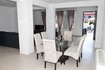 Diwani Luxury Villas