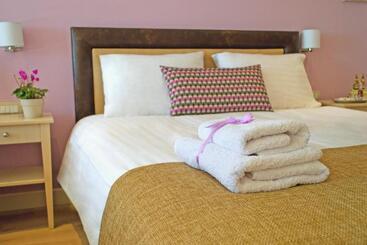 בית מלון כפרי Arktos