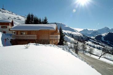 هتل Chalet Les Sapins