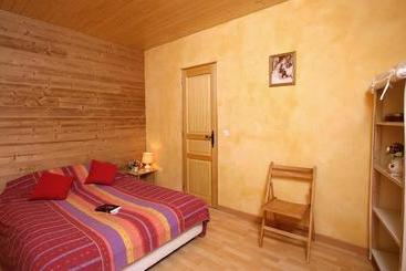 فندق Chalets Les Jonquilles