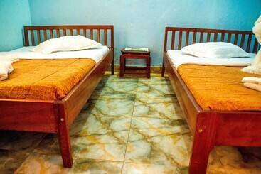 酒店 Gorilla African Guest House