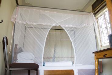 בית מלון כפרי Keba Inn