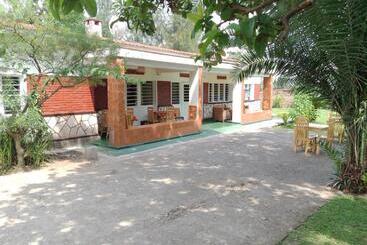 호텔 Colibri Taverne & Guest House