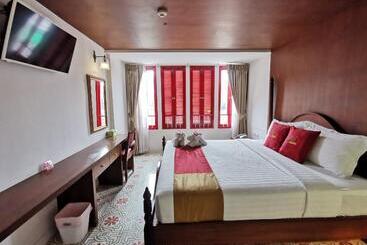 ホテル Lertnimit Boutique