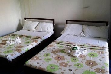 فندق Mr. Kwiiz Lodging House And Restaurant