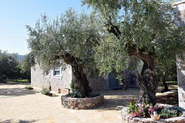 아파트 Kastro Traditional Villas