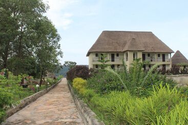 Victoria Forest Resort