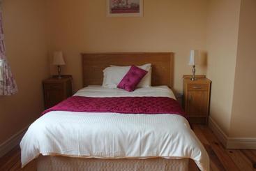 Carrowntober House B & B
