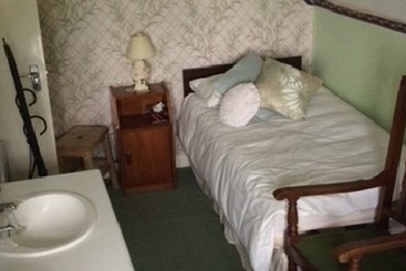تختخواب و صبحانه Lynch's Farmhouse