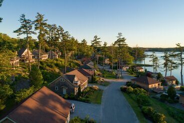 فندق Sheepscot Harbour Village Resort