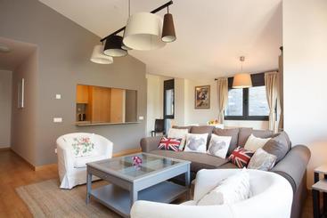 هتل Tarter Mountain Suites