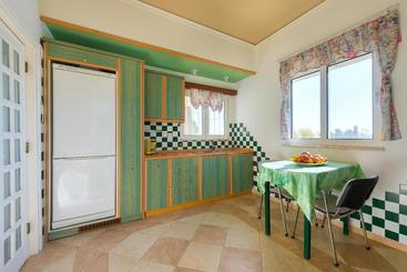 هتل Villa Picolo Paradise