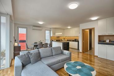 فندق Baratero Club Apartments